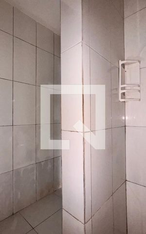 Casa para alugar com 45m², 1 quarto e sem vaga Casa para alugar com 45m², 1 quarto e sem vagaBanheiro