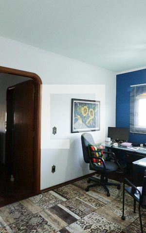 Casa à venda com 350m², 3 quartos e 3 vagasHall