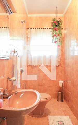 Casa à venda com 350m², 3 quartos e 3 vagasLavabo