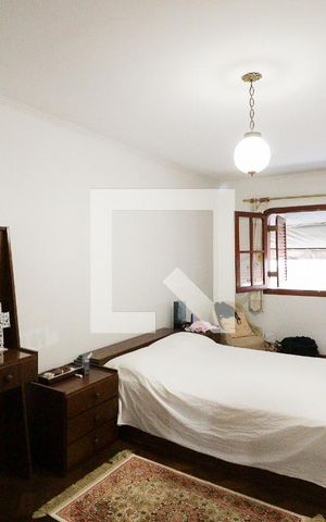 Casa à venda com 350m², 3 quartos e 3 vagasQuarto 2