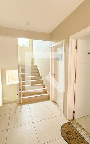 Apartamento para alugar com 66m², 2 quartos e 1 vagaHall social