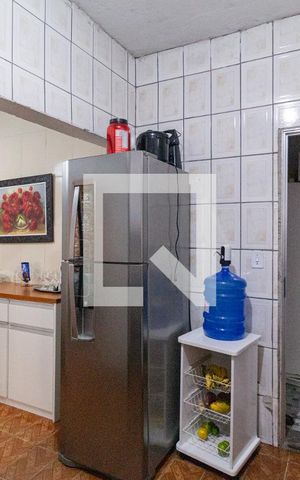 Casa à venda com 100m², 4 quartos e 1 vaga Casa à venda com 100m², 4 quartos e 1 vagaCozinha