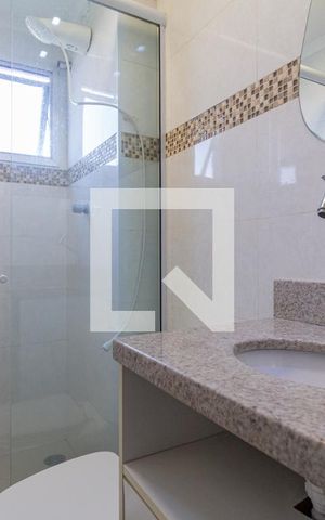 Apartamento à venda com 63m², 2 quartos e 1 vaga Apartamento à venda com 63m², 2 quartos e 1 vagaBanheiro