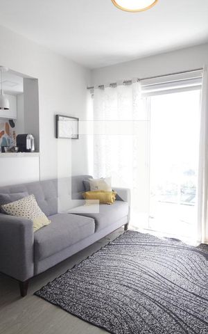 Apartamento para alugar com 67m², 2 quartos e 1 vagaSala