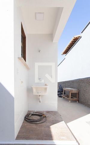 Casa à venda com 210m², 3 quartos e 4 vagas Casa à venda com 210m², 3 quartos e 4 vagasÁrea de Serviço