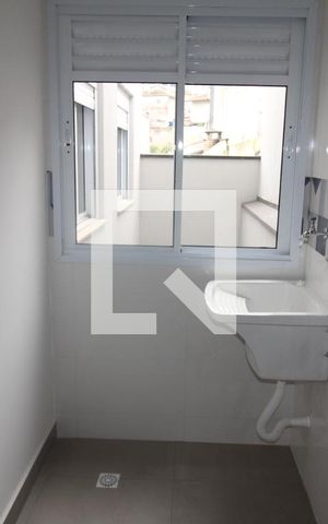 Apartamento para alugar com 40m², 2 quartos e sem vagaSala / Cozinha / Área de Serviço