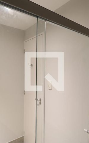 Apartamento à venda com 61m², 1 quarto e 2 vagasBanheiro 2