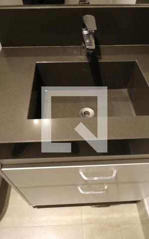 Apartamento à venda com 61m², 1 quarto e 2 vagasBanheiro da Suíte