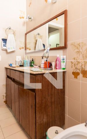 Apartamento à venda com 440m², 5 quartos e 5 vagasBanheiro 1