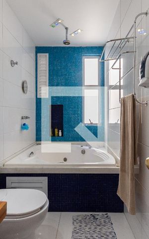 Apartamento à venda com 440m², 5 quartos e 5 vagasBanheiro 2