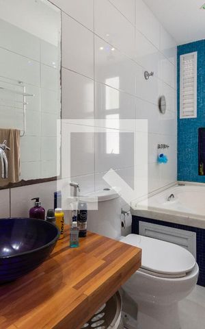 Apartamento à venda com 440m², 5 quartos e 5 vagasBanheiro 2