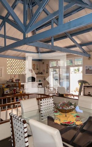 Apartamento à venda com 440m², 5 quartos e 5 vagasCobertura