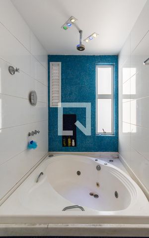 Apartamento à venda com 440m², 5 quartos e 5 vagasBanheiro 2