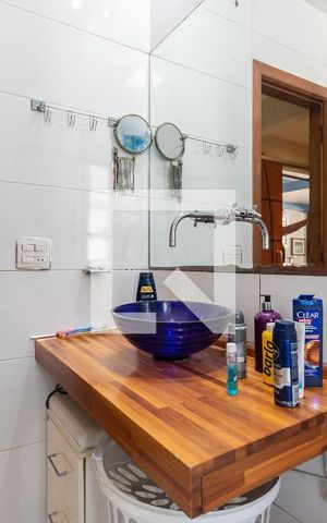 Apartamento à venda com 440m², 5 quartos e 5 vagasBanheiro 2