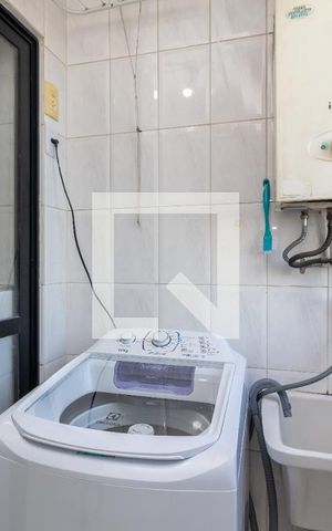 Apartamento à venda com 64m², 2 quartos e 1 vagaÁrea de Serviço