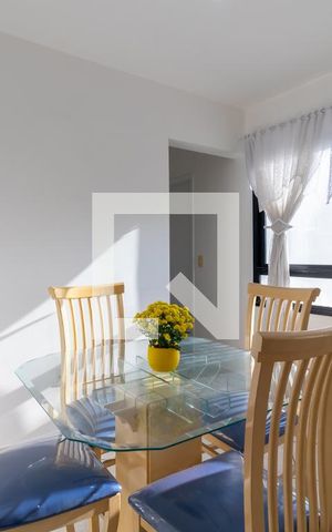 Apartamento à venda com 64m², 2 quartos e 1 vagaSala de Jantar