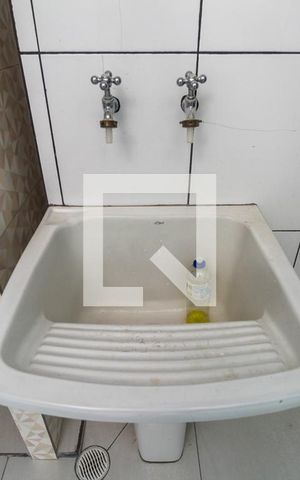 Apartamento para alugar com 50m², 2 quartos e sem vaga Apartamento para alugar com 50m², 2 quartos e sem vagaÁrea de serviço