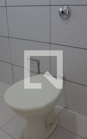 Apartamento à venda com 64m², 1 quarto e sem vagaBanheiro