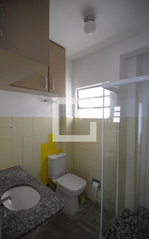 Apartamento à venda com 69m², 2 quartos e sem vagaBanheiro