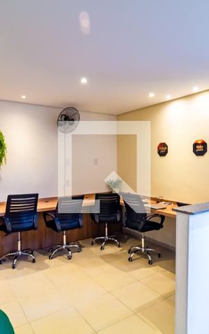 Apartamento à venda com 48m², 2 quartos e 1 vaga Apartamento à venda com 48m², 2 quartos e 1 vagaHome Office