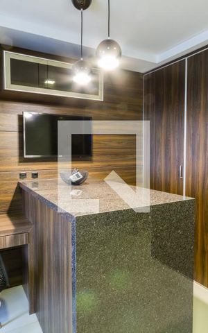Apartamento para alugar com 34m², 1 quarto e 1 vagaKitnet