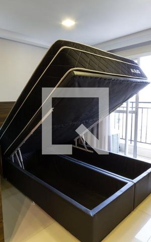 Apartamento para alugar com 34m², 1 quarto e 1 vagaKitnet - box cama de casal