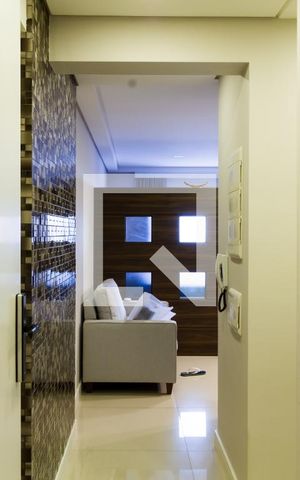 Apartamento para alugar com 34m², 1 quarto e 1 vagaKitnet - Porta de entrada