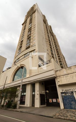 Apartamento para alugar com 34m², 1 quarto e 1 vagaFachada