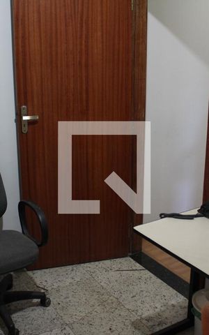 Casa à venda com 330m², 4 quartos e 6 vagasQuarto 3