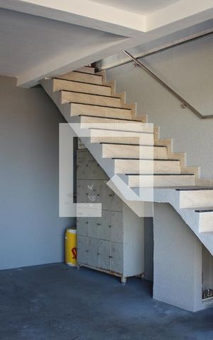 Casa à venda com 330m², 4 quartos e 6 vagasGaragem