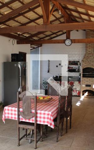 Casa à venda com 330m², 4 quartos e 6 vagasÁrea gourmet