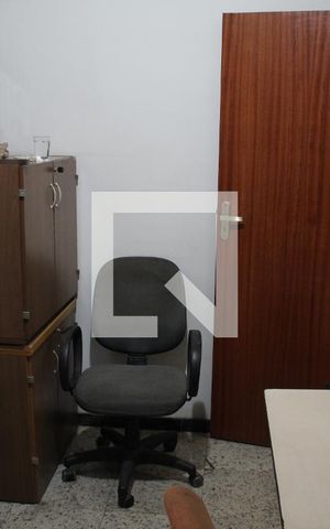 Casa à venda com 330m², 4 quartos e 6 vagasQuarto 3