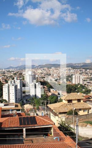 Casa à venda com 330m², 4 quartos e 6 vagasVista
