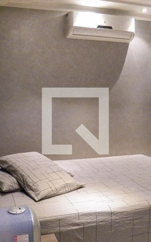Casa à venda com 350m², 4 quartos e 5 vagas Casa à venda com 350m², 4 quartos e 5 vagasQuarto 2