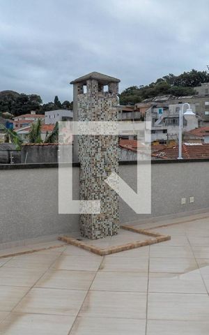 Casa à venda com 350m², 4 quartos e 5 vagas Casa à venda com 350m², 4 quartos e 5 vagasTerraço