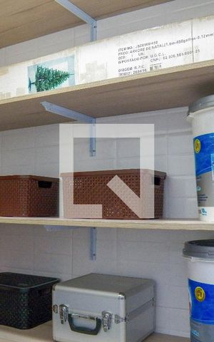 Casa à venda com 350m², 4 quartos e 5 vagas Casa à venda com 350m², 4 quartos e 5 vagasDespensa