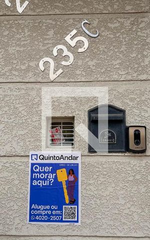 Casa à venda com 350m², 4 quartos e 5 vagas Casa à venda com 350m², 4 quartos e 5 vagasPlaquinha