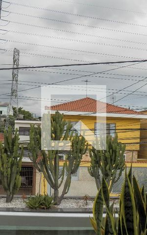 Casa à venda com 350m², 4 quartos e 5 vagas Casa à venda com 350m², 4 quartos e 5 vagasVista da suíte 1