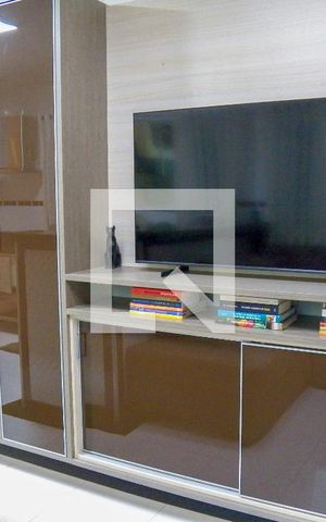 Casa à venda com 350m², 4 quartos e 5 vagas Casa à venda com 350m², 4 quartos e 5 vagasCozinha