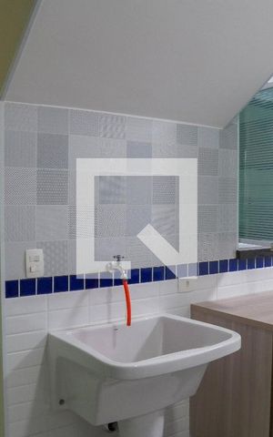 Casa à venda com 350m², 4 quartos e 5 vagas Casa à venda com 350m², 4 quartos e 5 vagasÁrea de Serviço