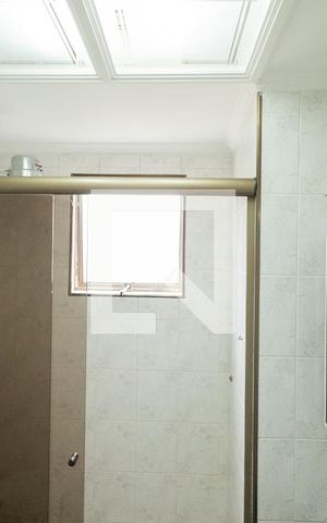 Apartamento à venda com 65m², 2 quartos e 1 vaga Apartamento à venda com 65m², 2 quartos e 1 vagaBanheiro Social