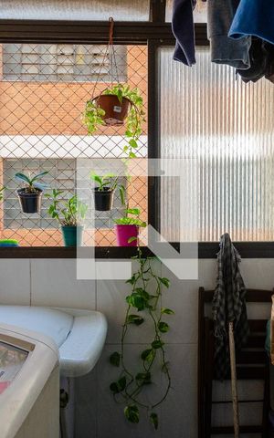 Apartamento à venda com 55m², 2 quartos e 1 vaga Apartamento à venda com 55m², 2 quartos e 1 vagaÁrea de Serviço