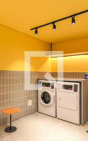 Studio à venda com 25m², 1 quarto e sem vaga Studio à venda com 25m², 1 quarto e sem vagaÁrea comum - Lavanderia