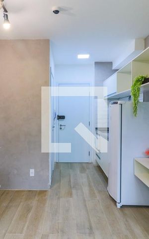 Studio à venda com 25m², 1 quarto e sem vaga Studio à venda com 25m², 1 quarto e sem vagaSala/Quarto