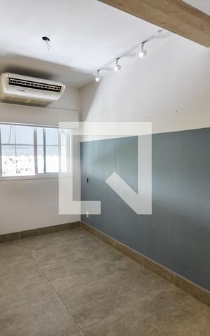 Apartamento para alugar com 72m², 2 quartos e 2 vagas Apartamento para alugar com 72m², 2 quartos e 2 vagasSala