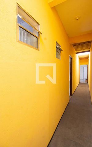 Casa para alugar com 32m², 1 quarto e sem vaga Casa para alugar com 32m², 1 quarto e sem vagaCorredor Externo