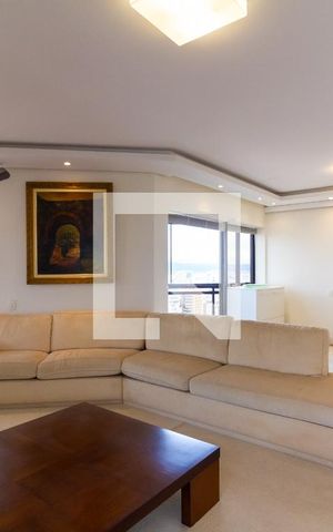 Apartamento à venda com 191m², 3 quartos e 3 vagasSala