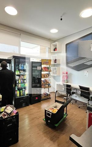 Apartamento para alugar com 80m², 2 quartos e 2 vagas Apartamento para alugar com 80m², 2 quartos e 2 vagasÁrea comum - Mercado