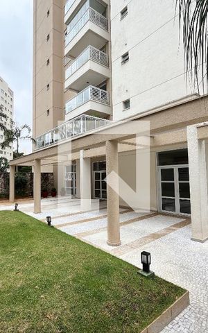 Apartamento para alugar com 80m², 2 quartos e 2 vagas Apartamento para alugar com 80m², 2 quartos e 2 vagasEntrada