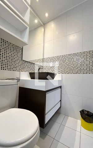 Apartamento para alugar com 80m², 2 quartos e 2 vagas Apartamento para alugar com 80m², 2 quartos e 2 vagasBanheiro da Suíte